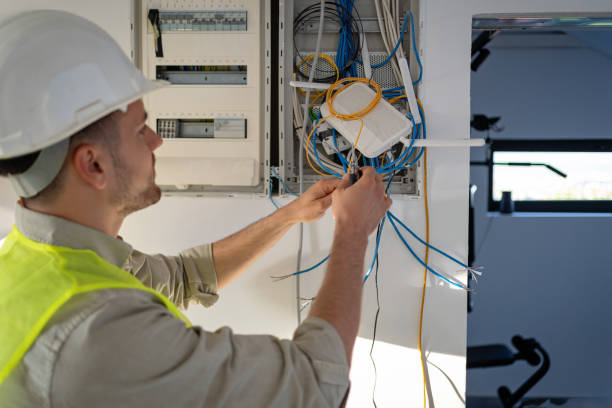 Best Emergency Electrical Repair  in Gladwin, MI